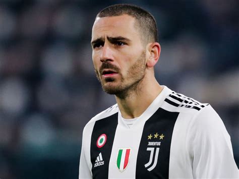 Scopri tutto sulla carriera e risultati di leonardo bonucci su scores24.live! Leonardo Bonucci Young : دوري أبطال أوروبا | يوفنتوس ...