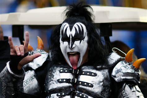 Regarder des films en ligne gratuitement. Gene Simmons Wallpapers Images Photos Pictures Backgrounds