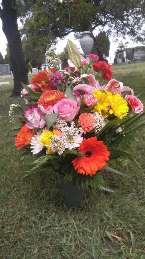 Graveside services can be just as touching as a formal service at a church or funeral home. Graveside Flowers 2 - Cypress Lawn