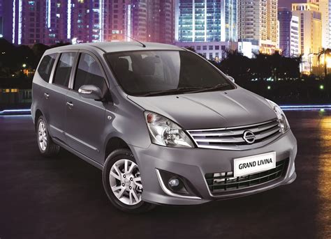 Unfortunately, i have to disagree now. Nissan Grand Livina (2012) - Car Barn Sport