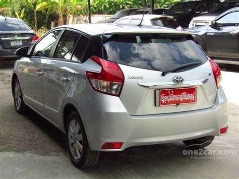Facelifted toyota yaris offers improved style inside and out, but lacks the dynamic substance to make a real impact. Toyota Yaris 2014 G 1.2 in ภาคเหนือ Automatic Hatchback สีเทา for 365,000 Baht - 6540931 ...
