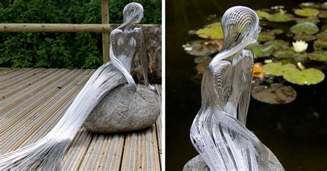 This Artist Makes Wire Sculptures That Blend Perfectly With Nature