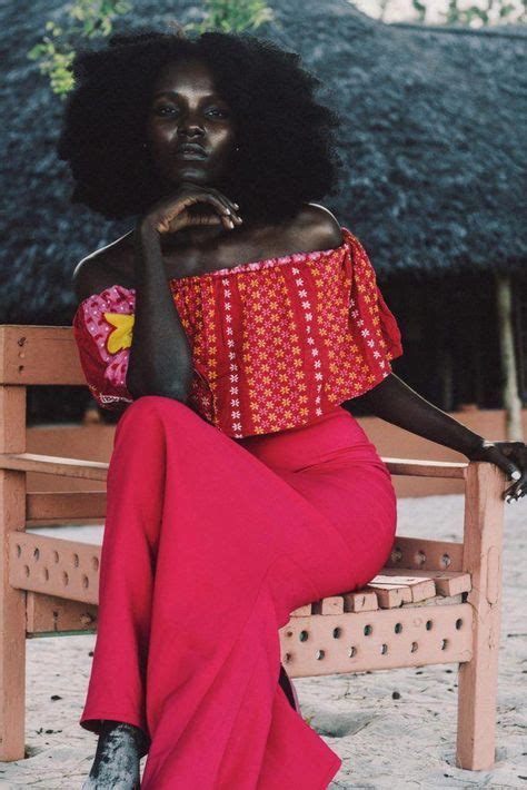 Black Women Models Jamaica Blackwomenmodels In 2020 Dark Skin Women