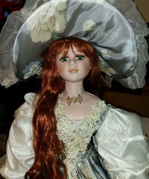 Cathay Collection 40 Lifelike Poseable Porcelain Doll Victorian W