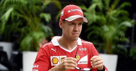 Formule 1 La Course Contre La Montre De Sebastian Vettel