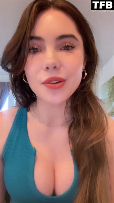 Mckayla Maroney Shows Off Her Sexy Tits 32 Pics Thefappening