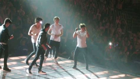 One Direction Dance Moves Live In Forum 10 May 2013 Youtube