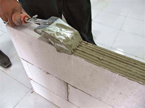 Kami mahkota baja pada kesempatan kali ini akan menginformasikan harga pemasangan atap spandek dan juga melayani untuk jasa pemasangan atap. Jual Semen Mortar | Bata Ringan Surabaya