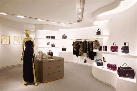 Versace Unveils New Store In Singapore The Style Examiner