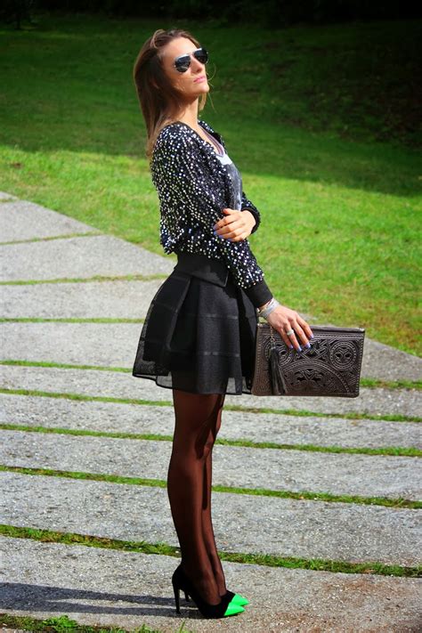 Fabulous Dressed Blogger Woman Mix 1