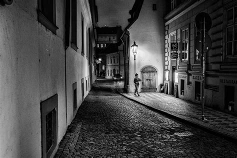 Evening Street Scene Mala Strana Prague 23 Tschnitzlein Flickr