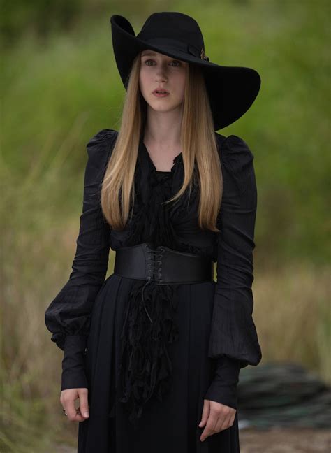 Dont Be A Basic Witch Be An Ahs Coven Witch For Halloween