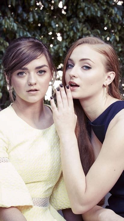 412x732 Sophie Turner And Maisie Williams 412x732 Resolution Hd 4k