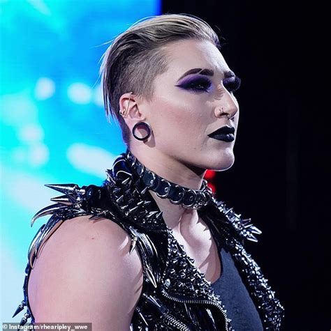 Wwe Superstar Rhea Ripley Shocks Fans With Pre Makeover Photos Daily Mail Online
