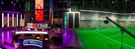 How green screens work on peerspace. BT Sport want access to teams' dressing rooms for ...
