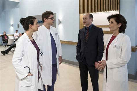 Doch wodurch wurde sie ausgelöst? In aller Freundschaft - Die jungen Ärzte S01E17: Alte ...