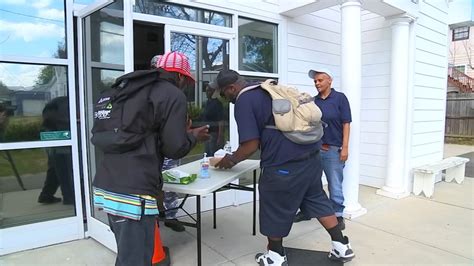 Ship Of Zion Church Raleigh Pastor Feeding Meals To Homeless Outside