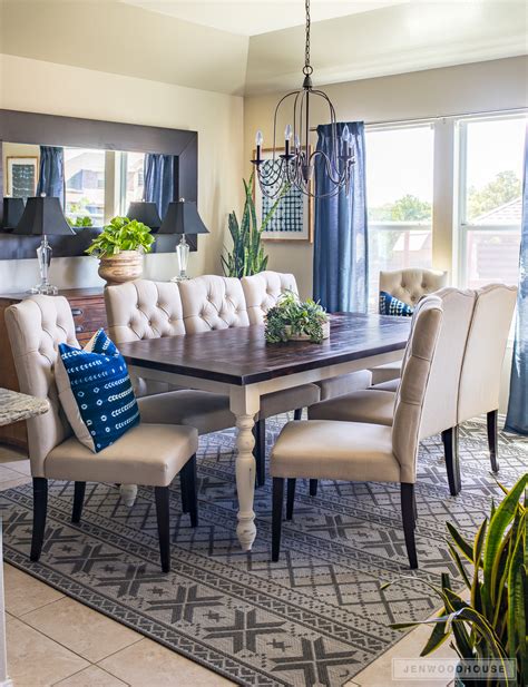 For sale beautiful farmhouse style dining table in good condition, farmhouse style dining table. DIY Farmhouse Dining Table