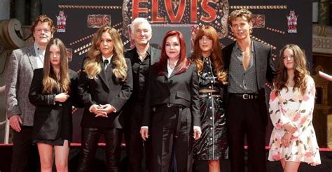 Conoce a los cuatro hijos de Lisa Marie Presley la única hija de Elvis Presley QueVer
