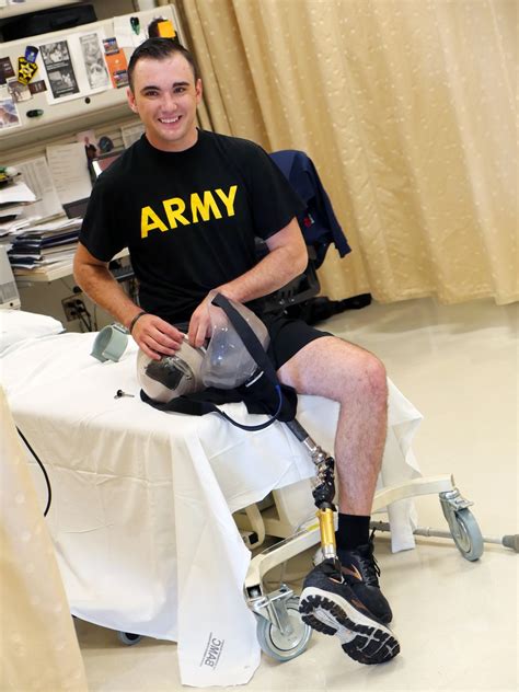 Soldier Loses Leg Helps His Battle Buddies Us Department Of