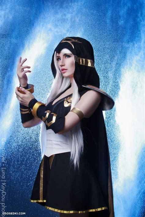 Lunaritie Ashe League Of Legends Naked Cosplay Asian Photos Onlyfans Patreon Fansly