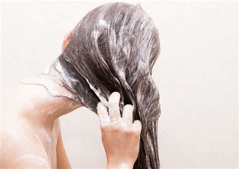 Dry Scalp 10 Home Remedies For Dry Scalp