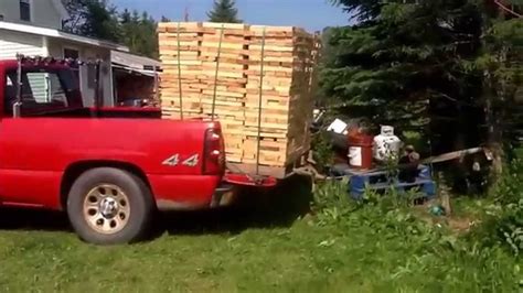 How To Unload A Large Pallet Of Wood From Your Pickup Truck Redneck