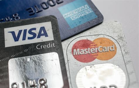 This is simple 'online valid credit card generator and validator tool' which help you generate a valid credit generate 100% valid credit card numbers for data testing and other verification purposes. Could We Be Running Out Of Credit Card Numbers?