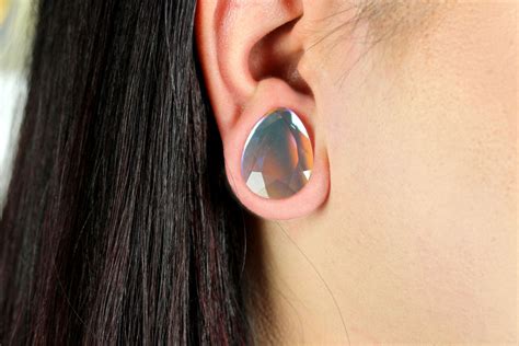 Pair Faceted Clear Glass Teardrop Plugs Double Flare Gauges Tunnels Tear Drop Body Jewelry