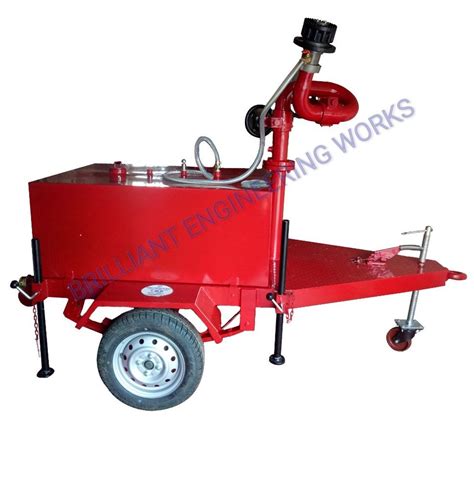 Trailer Mounted Water Foam Monitor With Storage Tank Flow Rate 1000