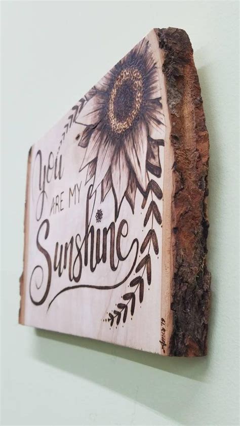 Berkisah tentang lelaki sederhana yang sangat mencintai seorang wanita dengan kehidupan malam. Sunflower wood burning. You are my sunshine. You are my ...