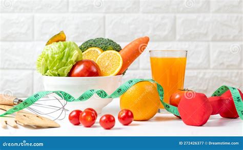 Dieta Y Frutas Vegetales Sanas Y Frescas Para Detox Cuerpo Delgado