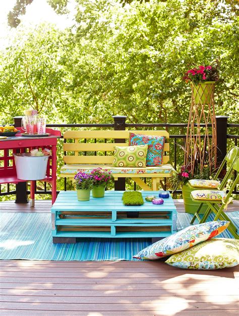13 Best Diy Outdoor Furniture Ideas To Update Your Porch Or Patio In