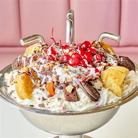 17 best ice cream sundae recipes easy toppings and ideas for ice