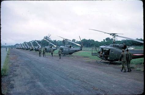 Photos The Battle Of An Loc Vietnam War Vietnam War Photos Vietnam