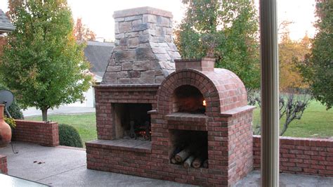 Not only was our editorial staff impressed with kevin's awesome pizza oven, but this editor's wife has declared that our backyard is in desperate want of such an addition. Outdoor pizza oven brick | Outdoor furniture Design and Ideas