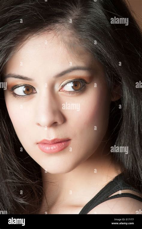 Indian Woman Face Hi Res Stock Photography And Images Alamy
