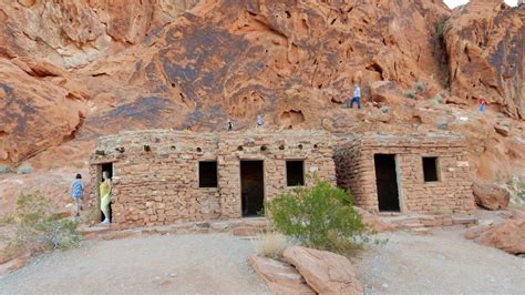 Best hiking trails in valley of fire state park. Full-time RVer: Red Rock Canyon & Valley of Fire