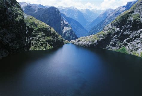lower lake quill above sutherland falls fiordland national park new zealand os [1536x1043
