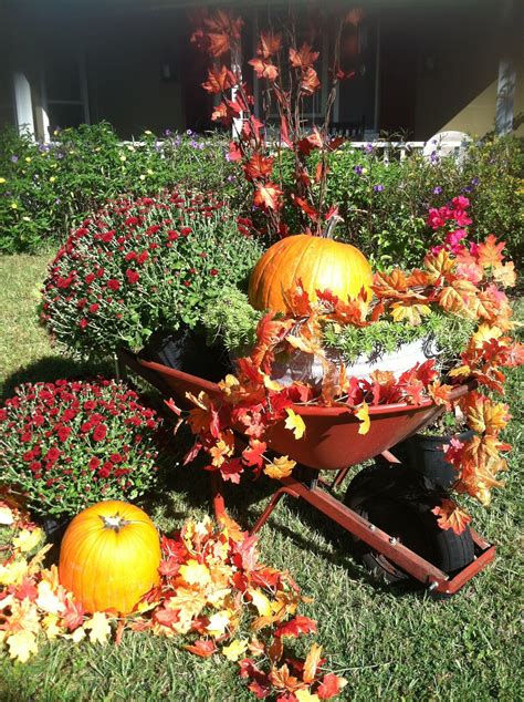 Autumnal Decorations Using Old Wheelbarrow Modern Design Fall