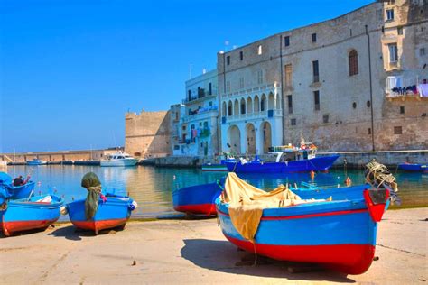 10 Luoghi Nascosti Da Vedere In Puglia Idee Di Viaggio The Wom Mobile