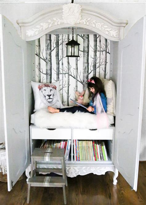 There's a serenity and calmness that comes with the rain. 10 Unique Ways to Design a Kids Reading Nook