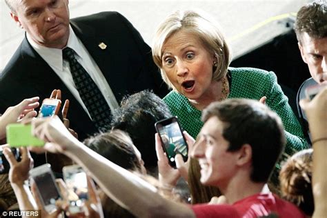 hillary clinton repeatedly heckled at maryland campaign stop daily mail online