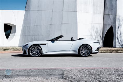 Modulare Wheels X Aston Martin Dallas 2019 Dbs Superleggera Volante