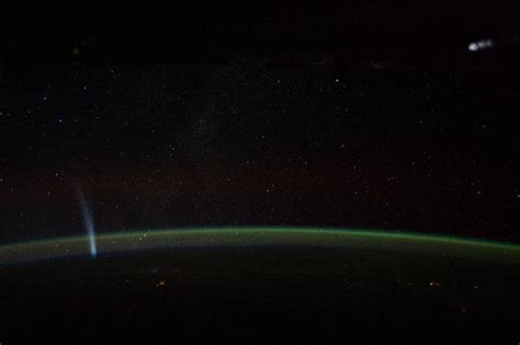 Spectacular Photos Astronaut Sees Dazzling Comet From Space Station