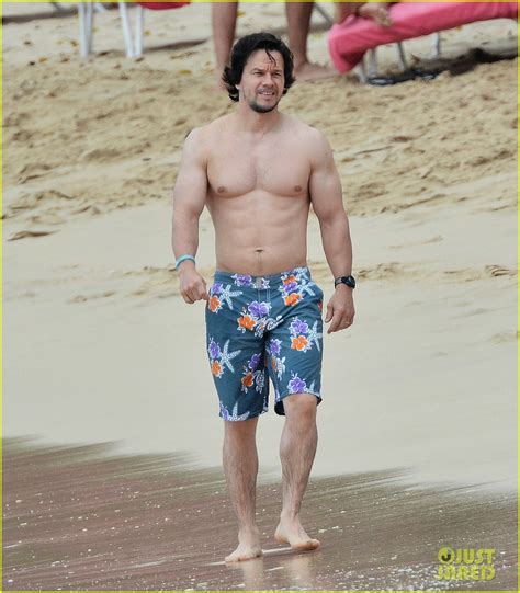 mark wahlberg shows off his hot beach body again in barbados photo 3268873 mark wahlberg
