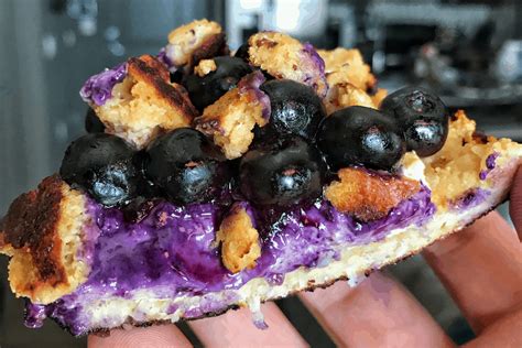 Your daily values may be higher or lower depending on your calorie needs. Low Calorie Blueberry Dessert Skillet Pizza Recipe - Mason ...