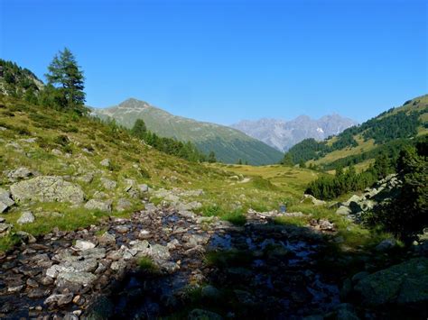 Een 13,2 kilometer lange klim, met ruim 1100 meter hoogteverschil. Ontdek de magie van de Alpen: de 10 mooiste plekken