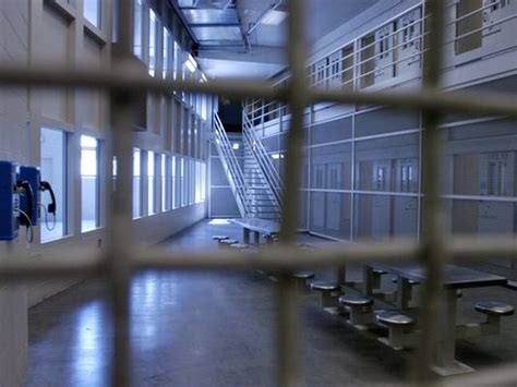 Phoenix Looks For Ways To Save On Jail Costs As Its Tab From Maricopa