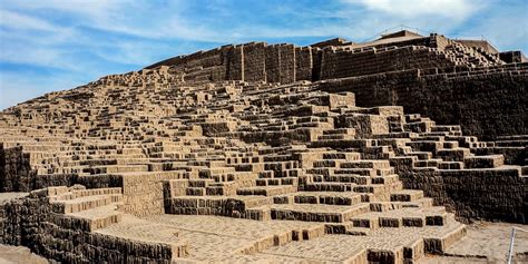 Discover The Huaca Pucllana Pyramid Peru Hop